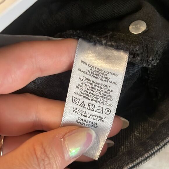 Ann Taylor LOFT Curvy The Straight Crop Jeans - Picture 15 of 16